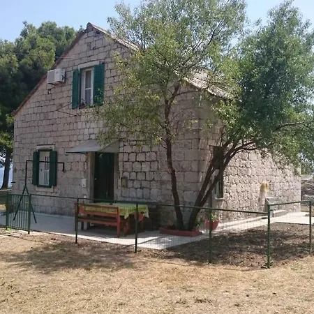 Appartamento Two Bedroom Above The Sea